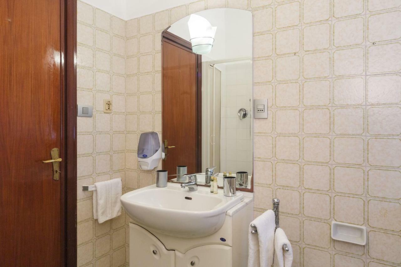 Appartamento Casa Anna Sea View, Pool, Parking & Wifi Rapallo Esterno foto